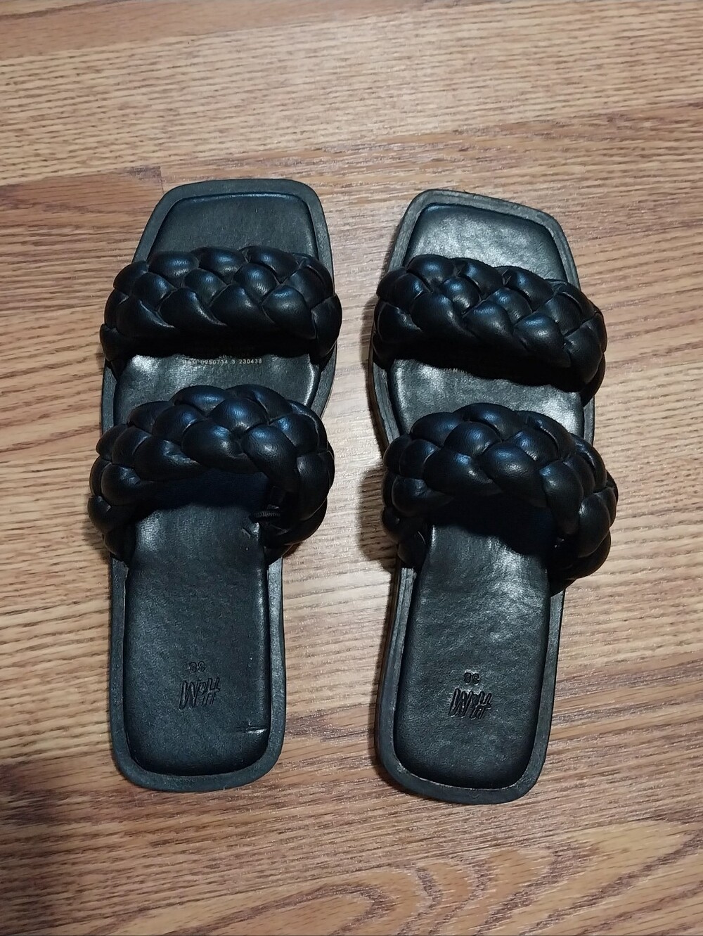 H&M Slip On Braided Sandals Women Size 38 Black Woven Open Toe Slide Sandals